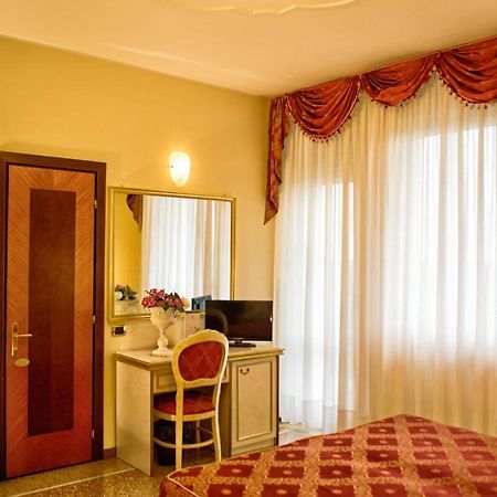 Hotel Internazionale Terme Abano Terme Eksteriør billede
