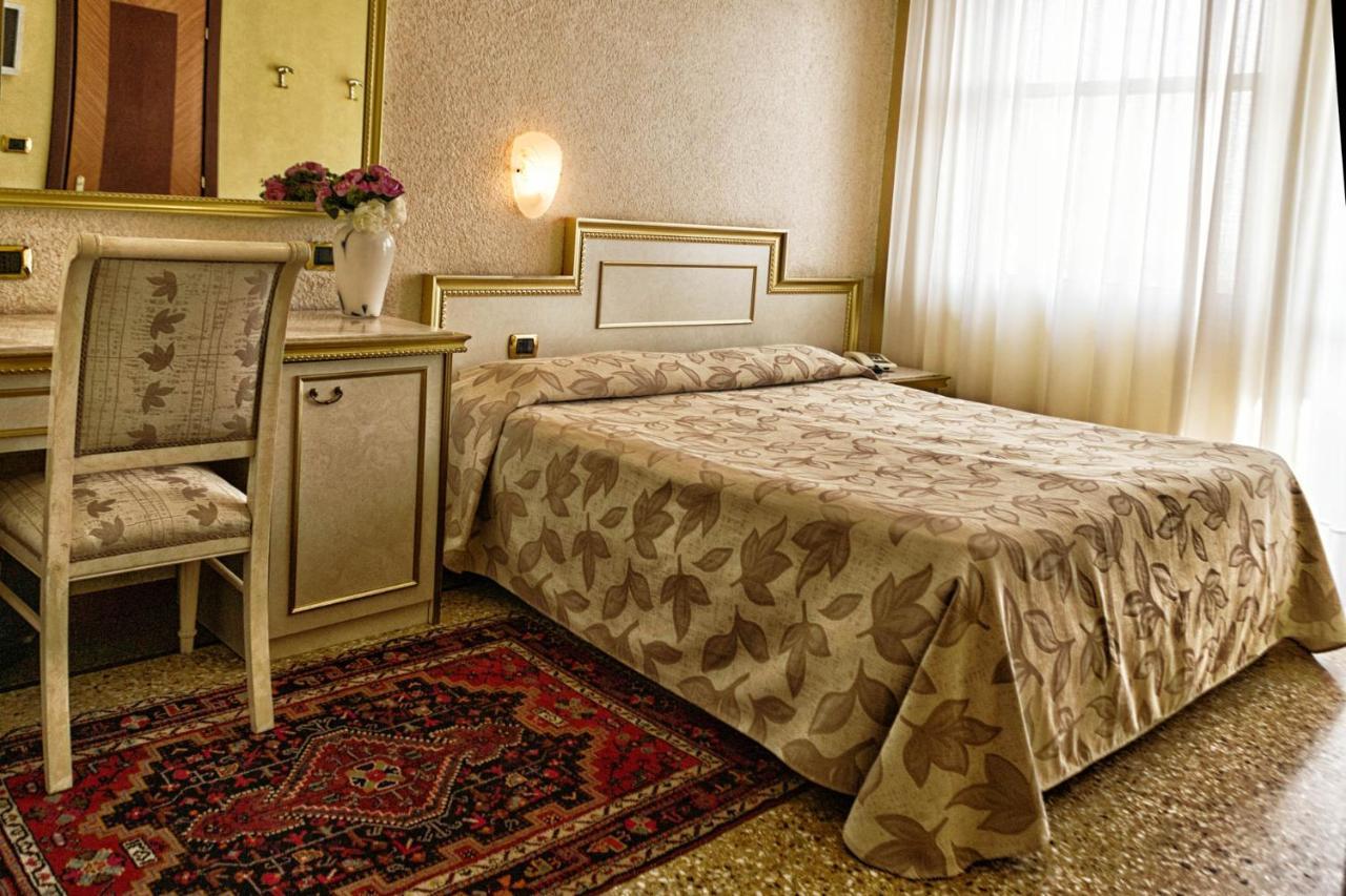 Hotel Internazionale Terme Abano Terme Eksteriør billede